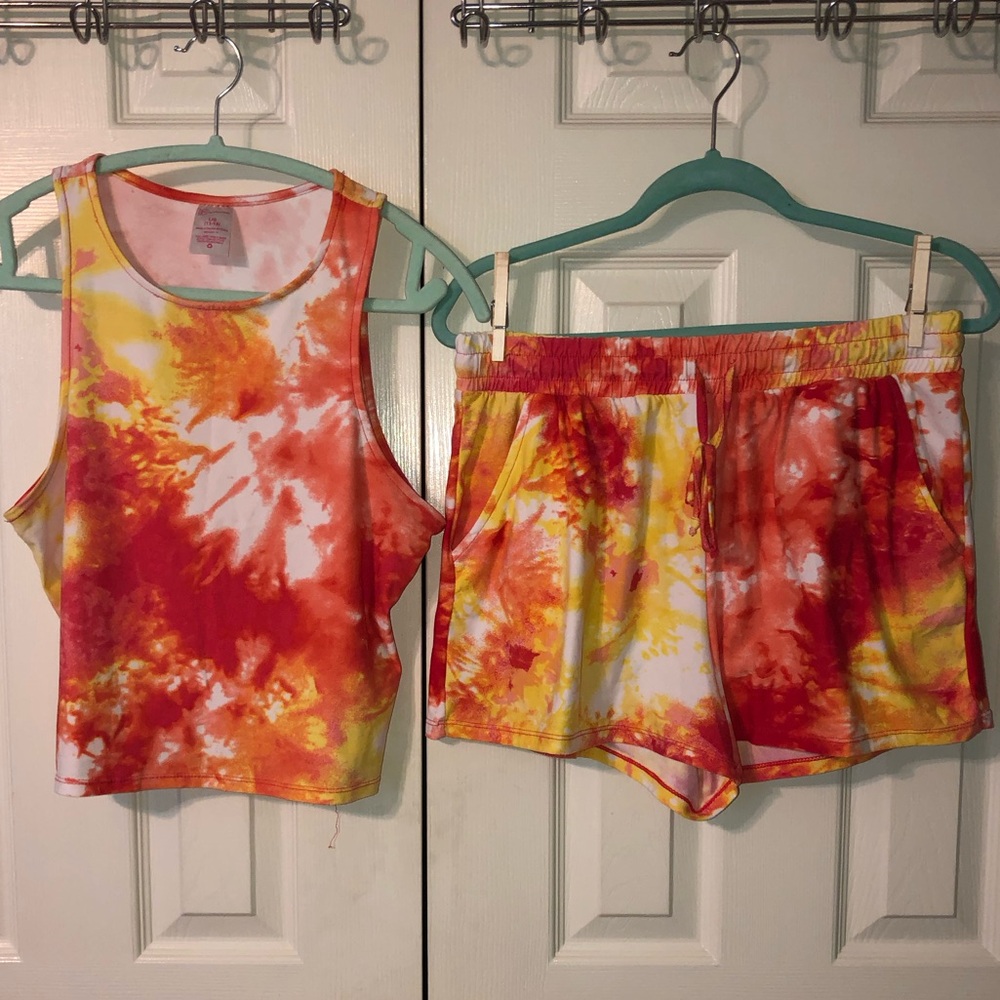 No Boundaries Tie-Dye Cropped Matching Shorts Set, Size: L, Color: Multi